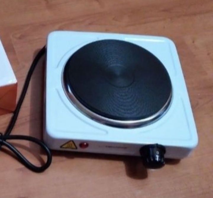 Одноконфорочна електрична плитка настільна