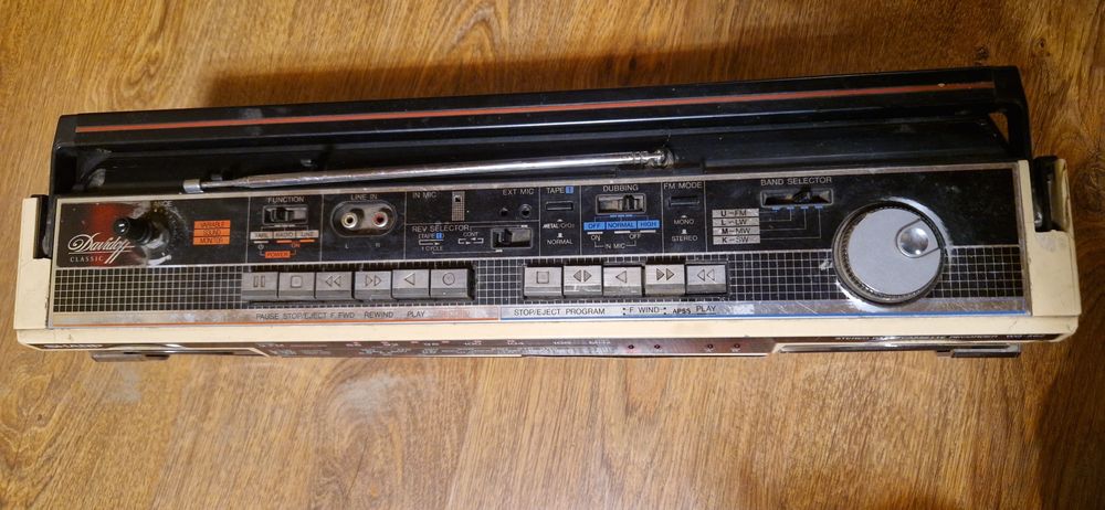 Магнітофон  SHARP