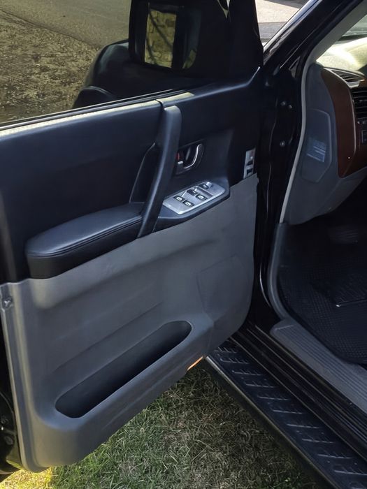 Mitsubishi Pajero Wagon