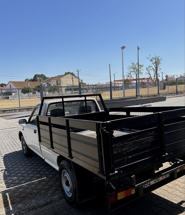 Toyota HILUX 2.4D