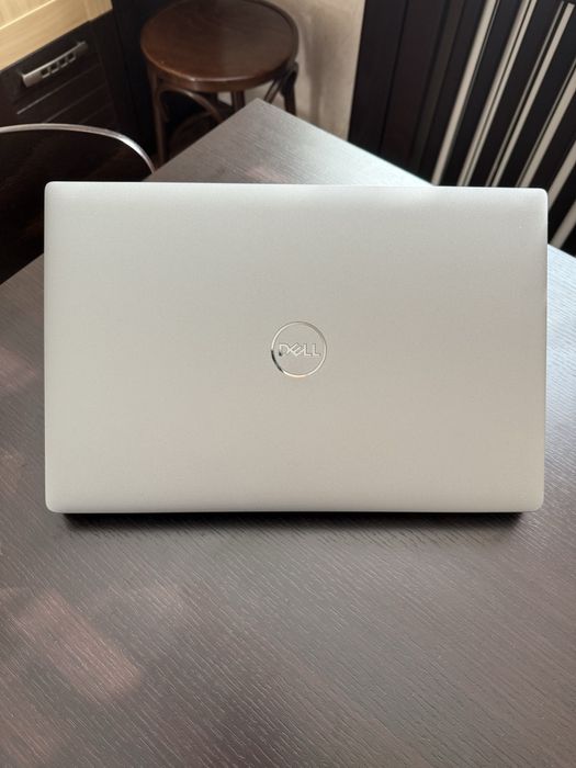 Dell latitude 5520 15.6“/ i5-1145G7/ 16GB/ 256GB/