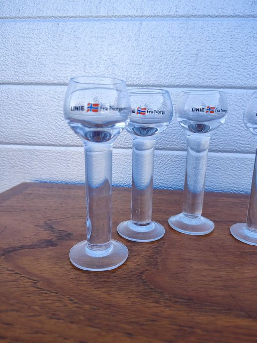 Kieliszki do wódki / Likieru na nodze- Norwegia - Aquavit