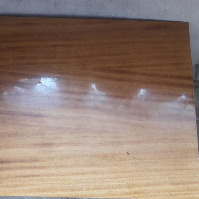 Продам журнальный столик.