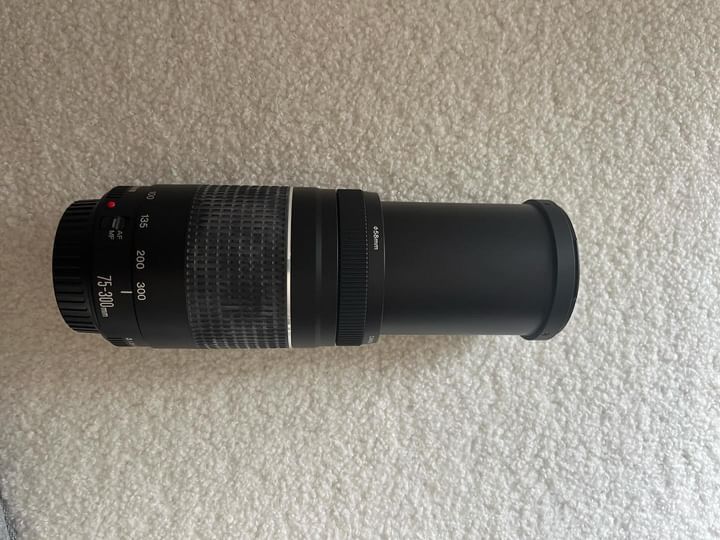 Câmara Fotográfica Canon EOS 1300D