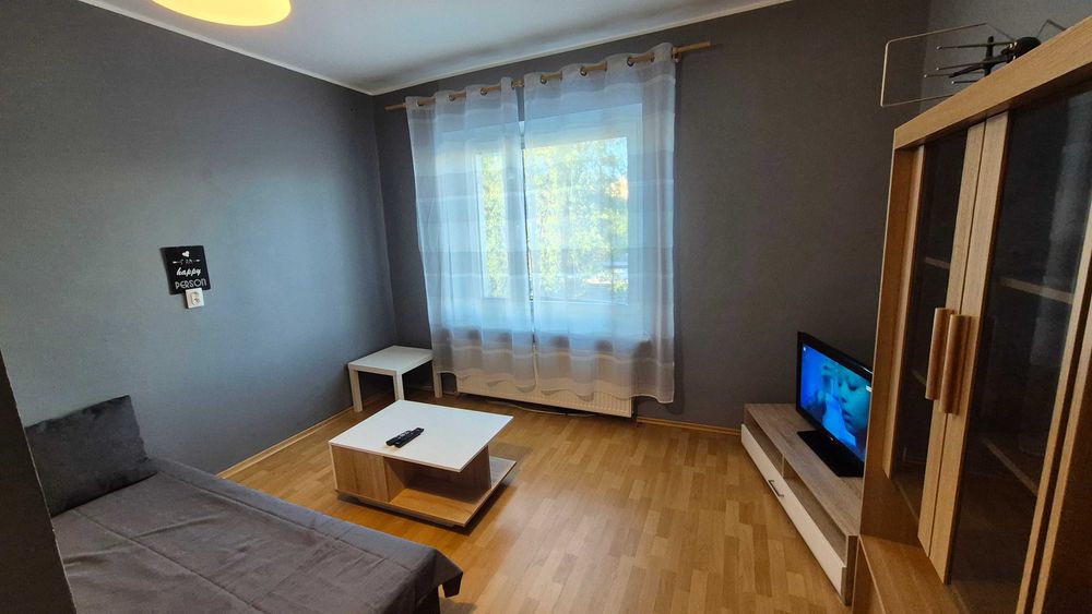 Pokój w mieszkaniu 15m2. Na pograniczu Szwederowa / Górzyskowa. BEZ OPŁAT DODATKOWYCH