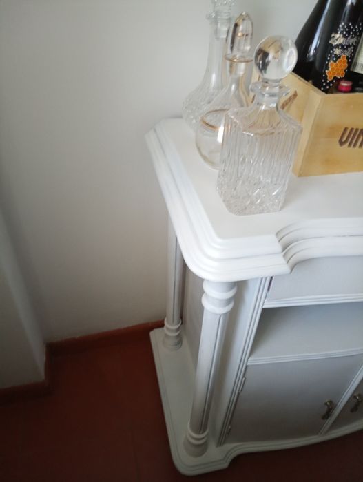 Móvel de sala branco