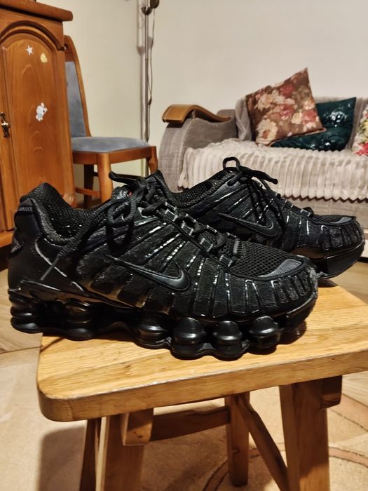 Buty czarne Shox Nike