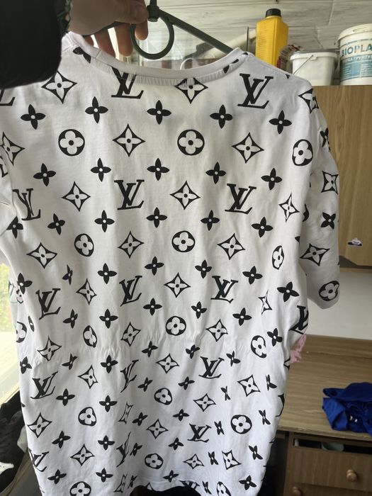Футболка Louis Vuitton оригінал!