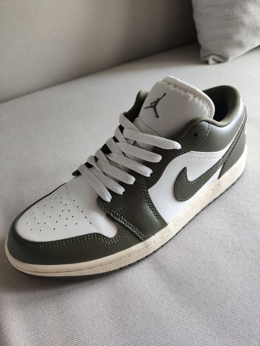Ténis Nike Air Jordan 1 Low - NOVOS