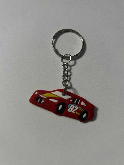 Nowy brelok do kluczy supercar