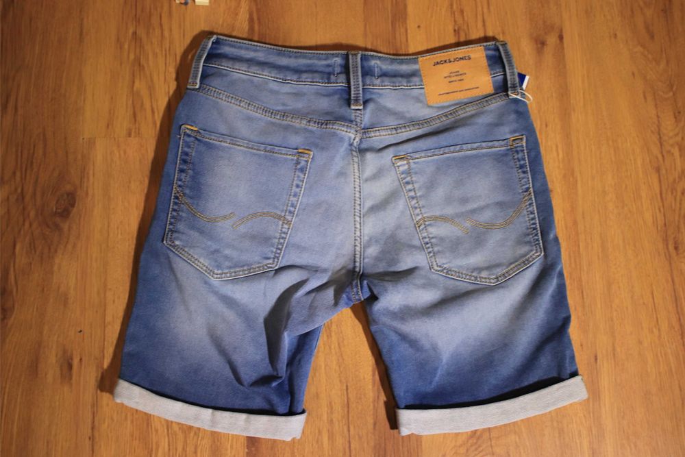 Szorty Jack and Jones r. XS jasne nieb bawełniane nowe z metką