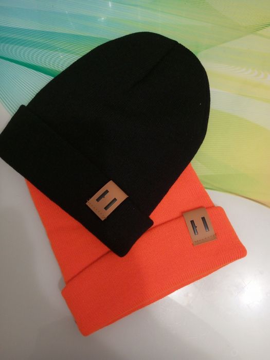 Сумки , рюкзаки ,шапки