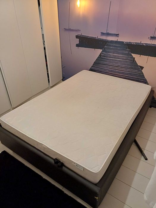 Łóżko sypialniane 140x200