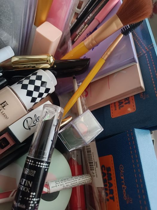 Набір косметики великий