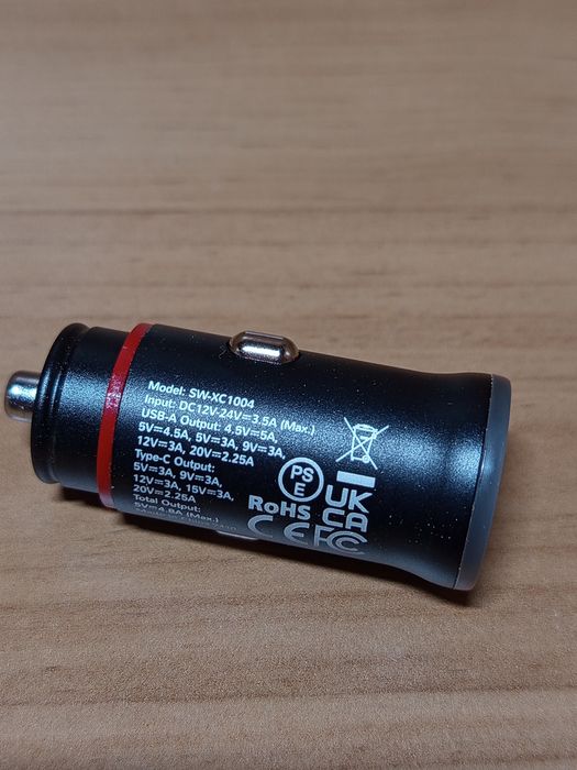 Ładowarka samochodowa syncwire 
Model SW-XC1004 45 W