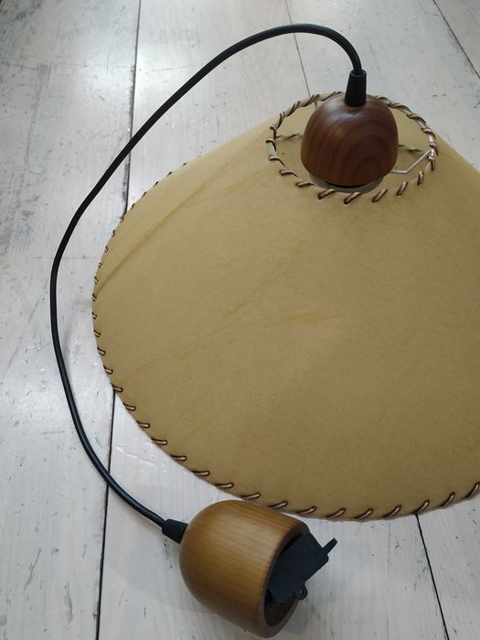 Candeeiro de teto rústico