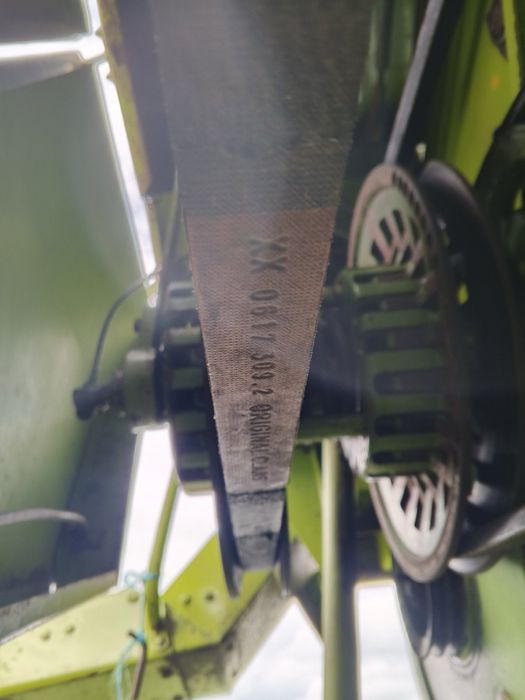 Зерно збиральний комбайн Клас меркатор 60