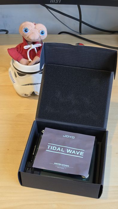 Joyo Tidal Wave R-30 Preamp para Baixo