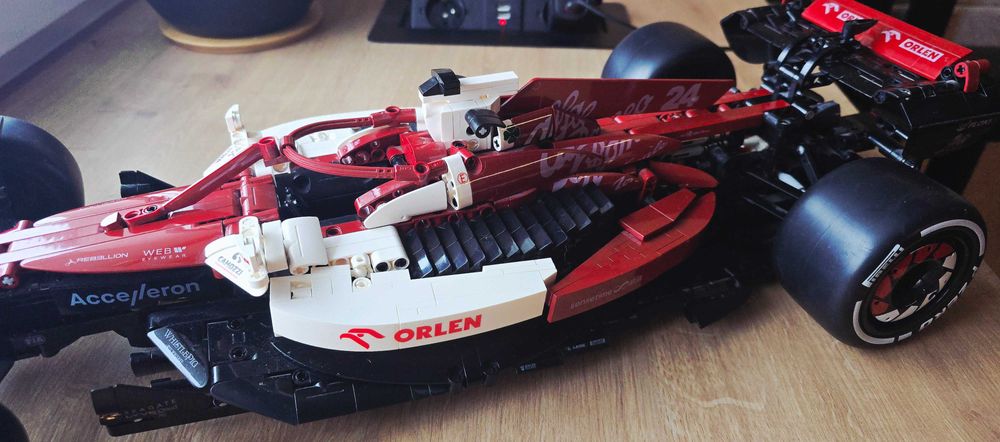 Klocki Cada Alfa Romeo F1 C64005W