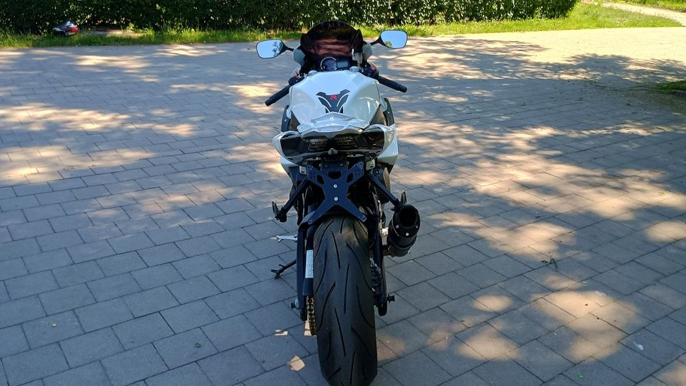 Suzuki Gsx-R  1000 k9  biała 26 tys