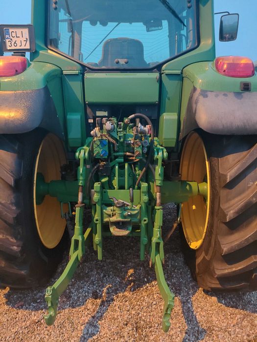 John Deere 6630,  6830