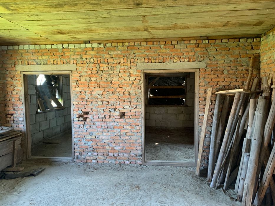 Будинок без внутрішніх робіт