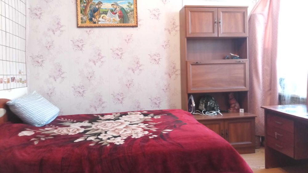 Продам 4х к. квартиру, р-н пр. А. Поля ( Кирова ), ул. Светлова.