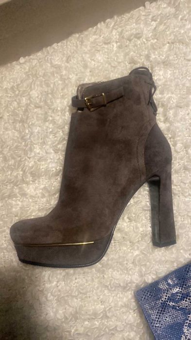 Сапоги , ботинки  новые женские Conni , Michael Kors