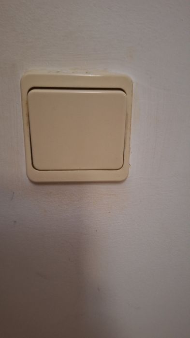 Tomadas, interrutores, duplos, comutação escada