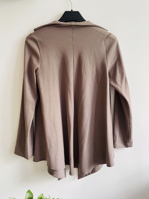 Beżowa luźna marynarka rozmiar S