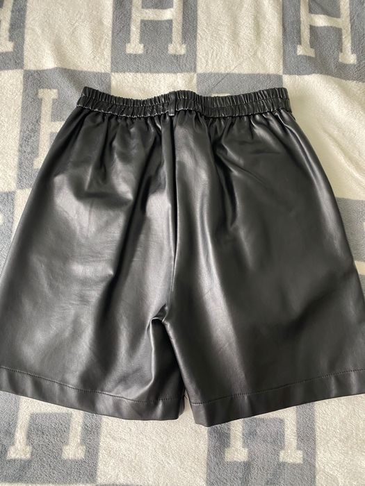 Шорти шкіряні чорні