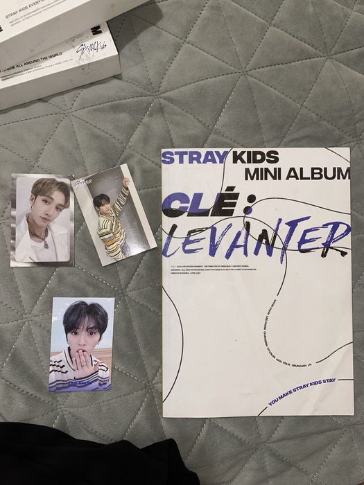 Распродажа личной коллекции альбомов stray kids Cle:Levanter