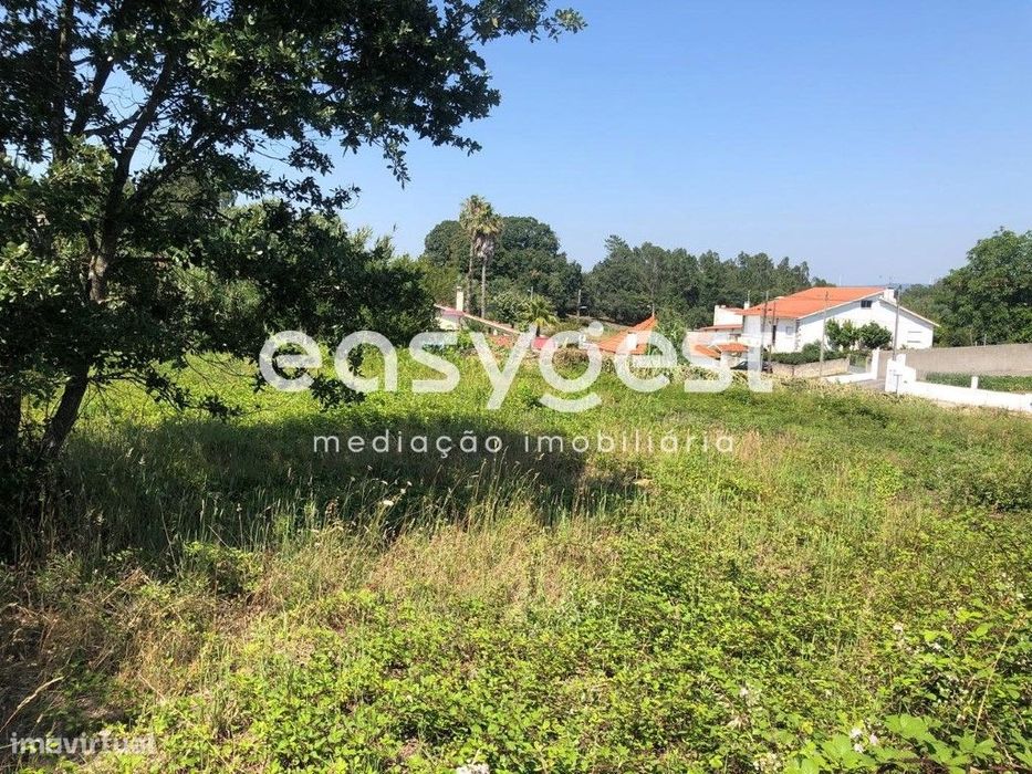 Terreno Urbano para construção de sete moradias na Batalha