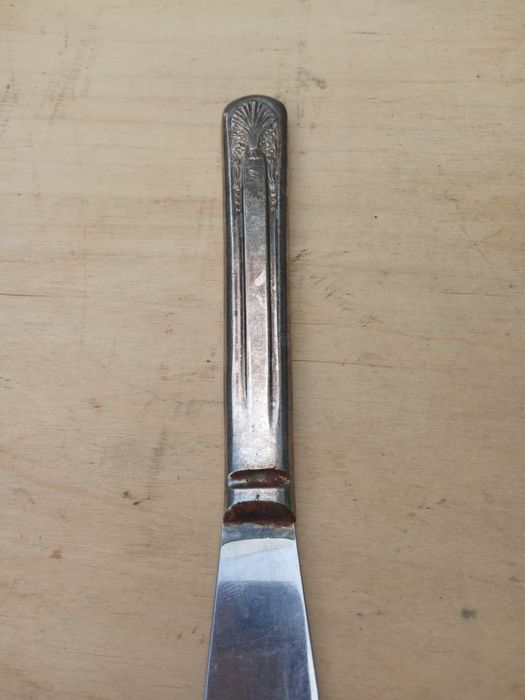 Ножі столові прибори срібло