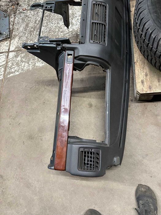 Range Rover P38 Tablier 275€