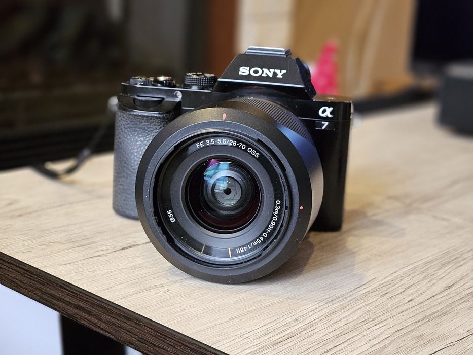 Sony A7 Full frame + Sony 28-70 FE