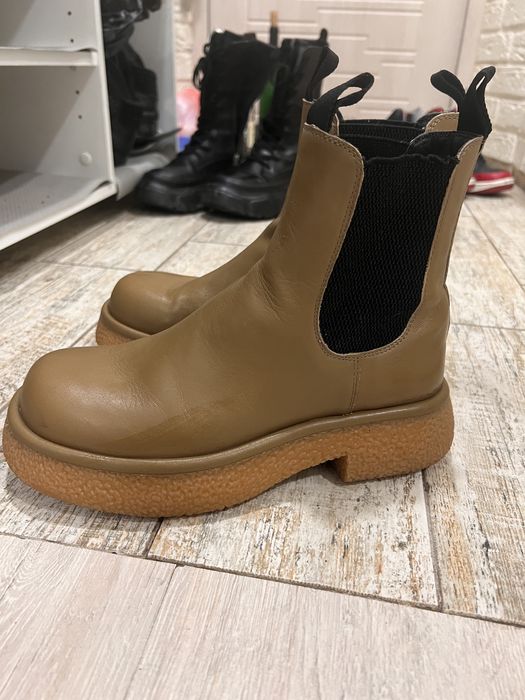 Ботінки Zara р.39