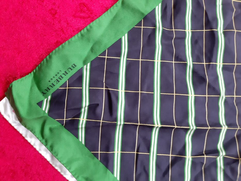 Burberry poszetki chustki 100% oryg nr seryjny prezent piękne