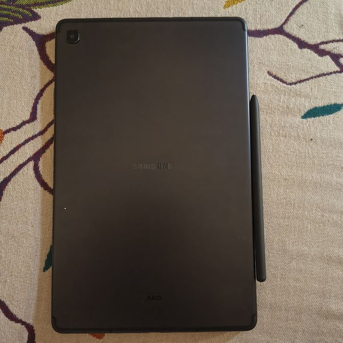 Samsung Galaxy tab s6 lite z etui i s penem