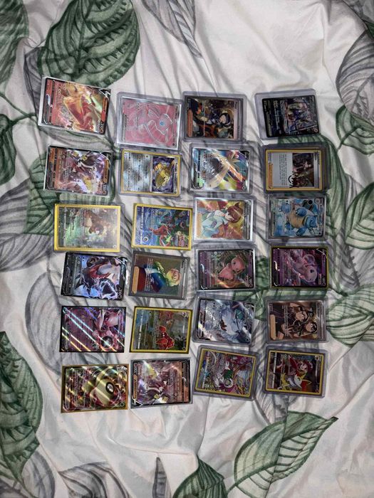 Karty pokemon, stan idealny od nowosci w sleevach