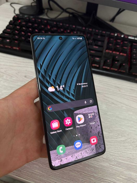 Телефон Samsung Galaxy A71