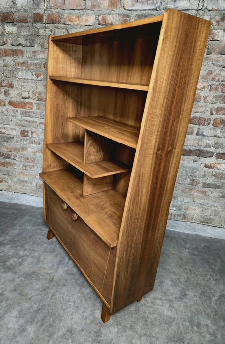 Biblioteczka vintage prl BILEA po całkowitej renowacji