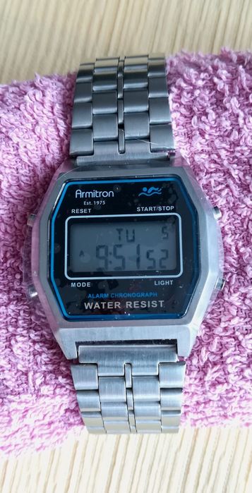 Zegarek retro Armitron Sport - Rubik