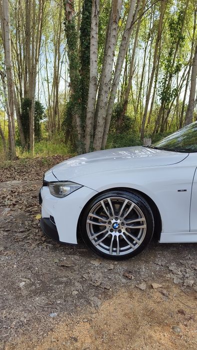 BMW 328i  sport pack M