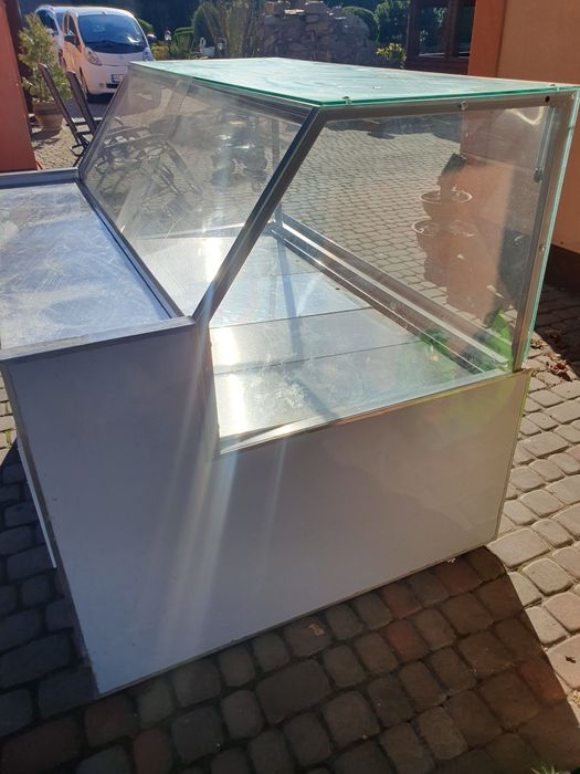 Холодильник. Холодильна вітрина