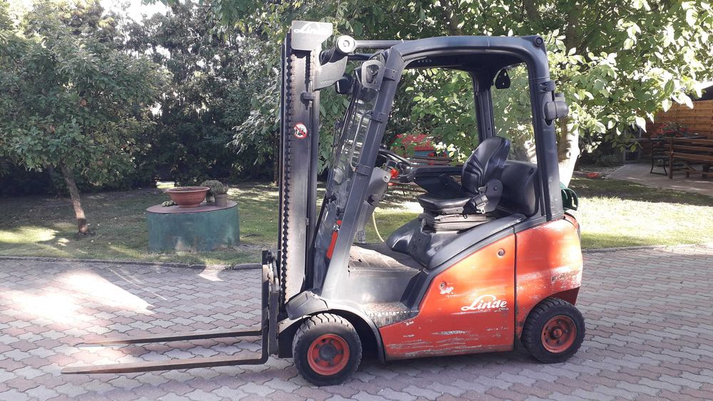 Linde H14 2008r lpg przesuw boczny h16 wozek widlowy terenowy gpw rak bulgar terenowe kola nissan toyota