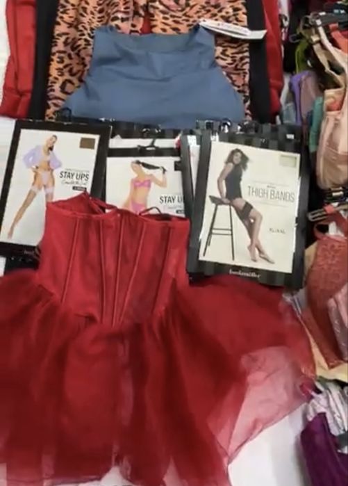 Hunkemöller 24.25€/кг, білизна жіноча, мереживо, сток оптом, гуртівня білизни