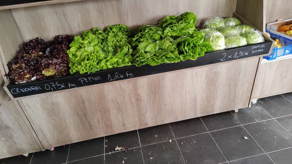 Ven por motivo familiares Moveis frutaria