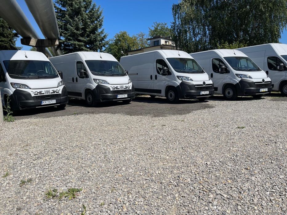 Wynajem wypożyczenie bus blaszak furgon plandeka samochody dostawcze