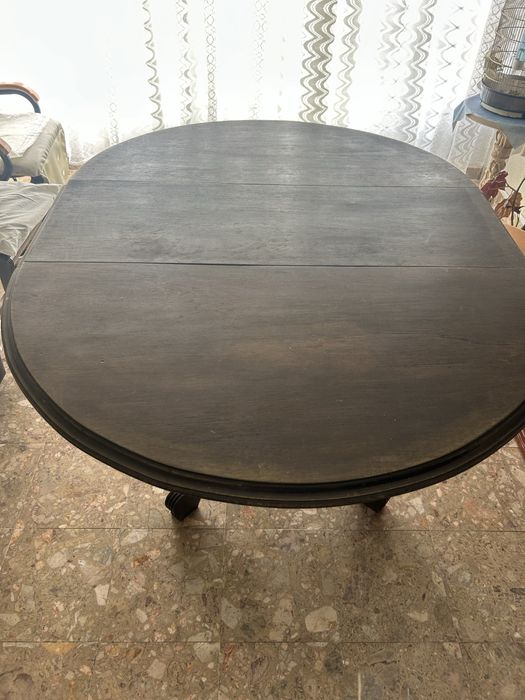 Vintage Extendable Table + 8 Chairs64740053743746121